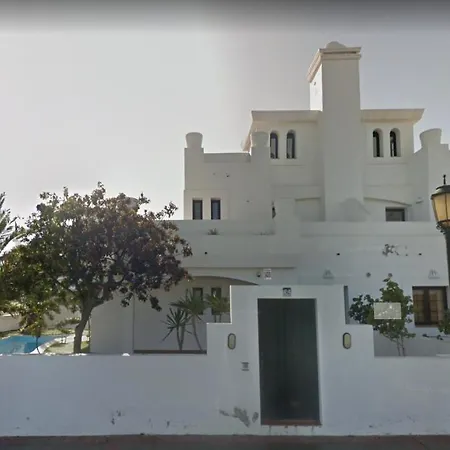 El Roque Villa *